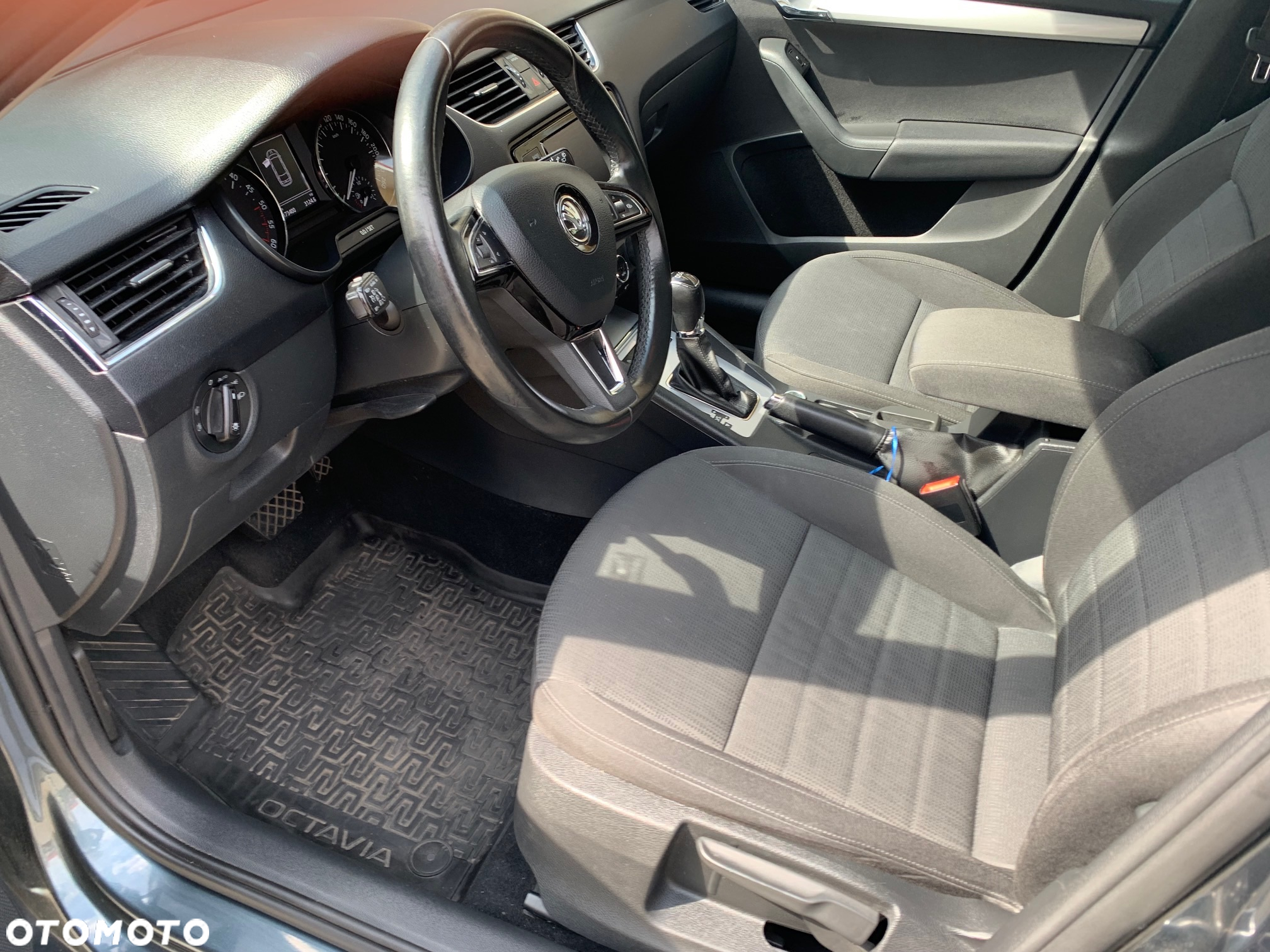 Skoda Octavia 2.0 TDI Style DSG - 7