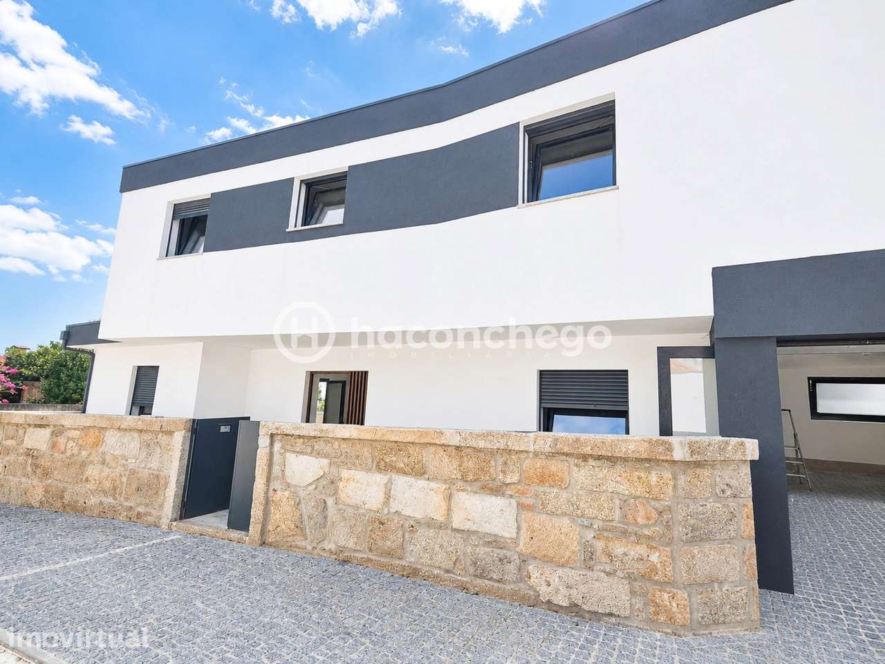 Moradia geminada T3 em Galegos Santa Maria Barcelos - Grande imagem: 2/19