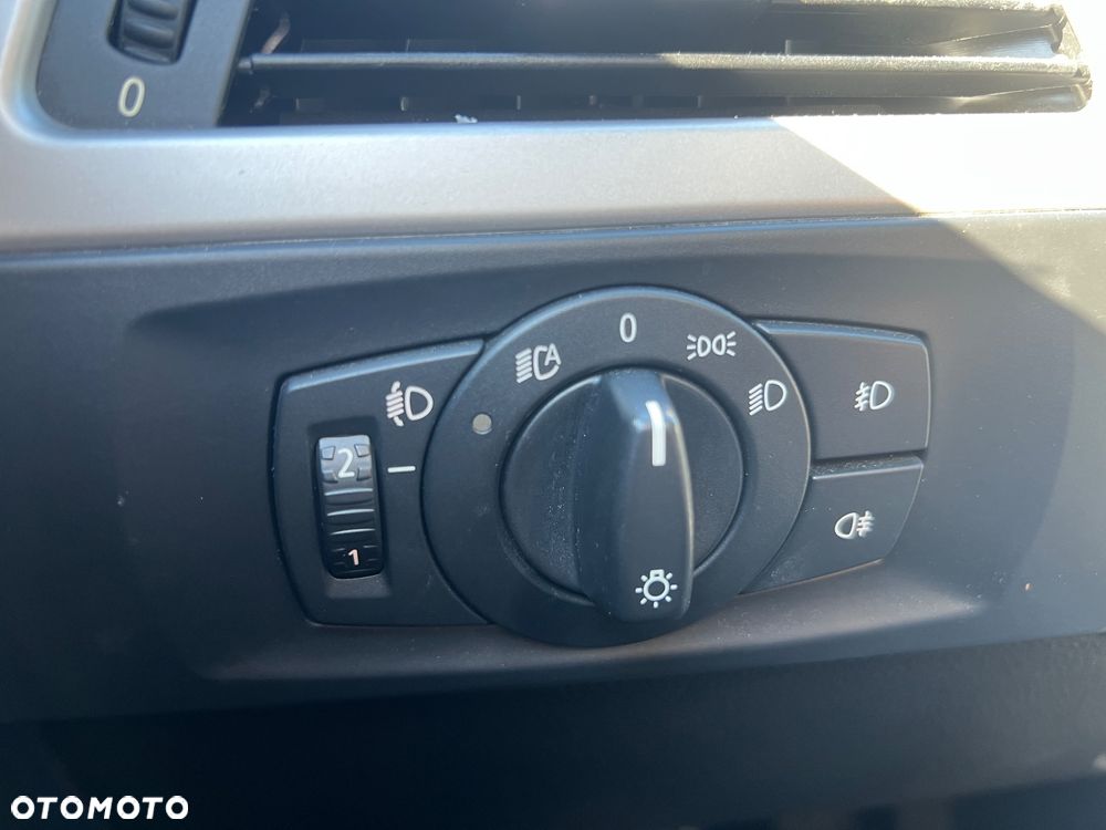 BMW Seria 3 318i Edition Lifestyle - 19