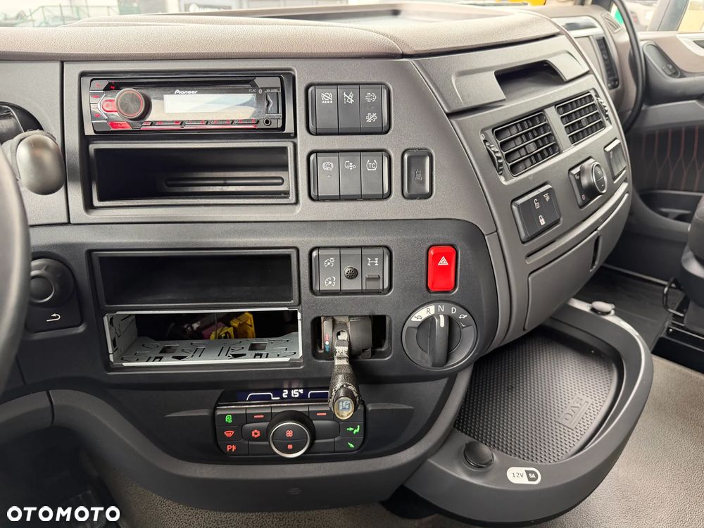 DAF XF106 480 EURO6 / 2020 / SPACE CAB / HYDRAULIKA - 25