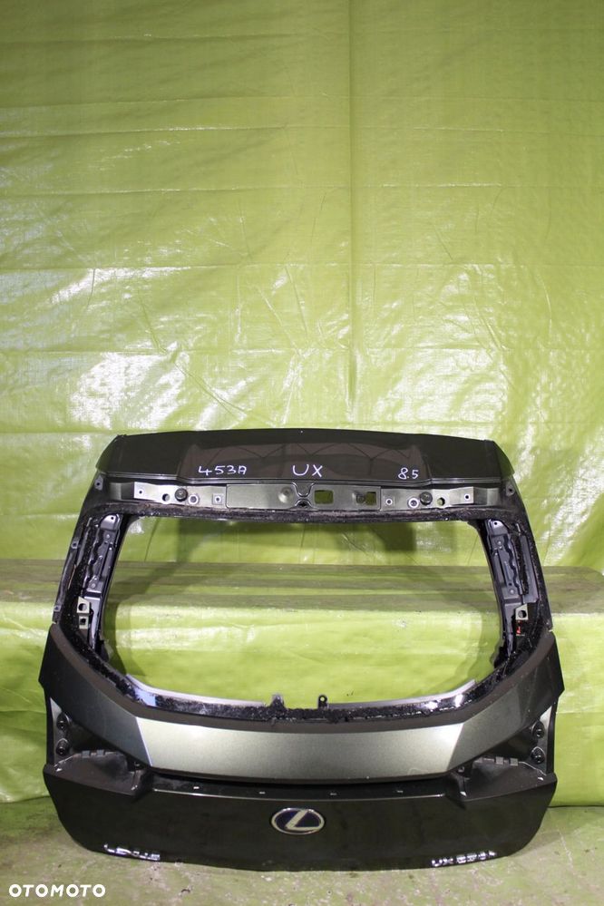 Klapa tył Lexus UX po 2018r. - 1