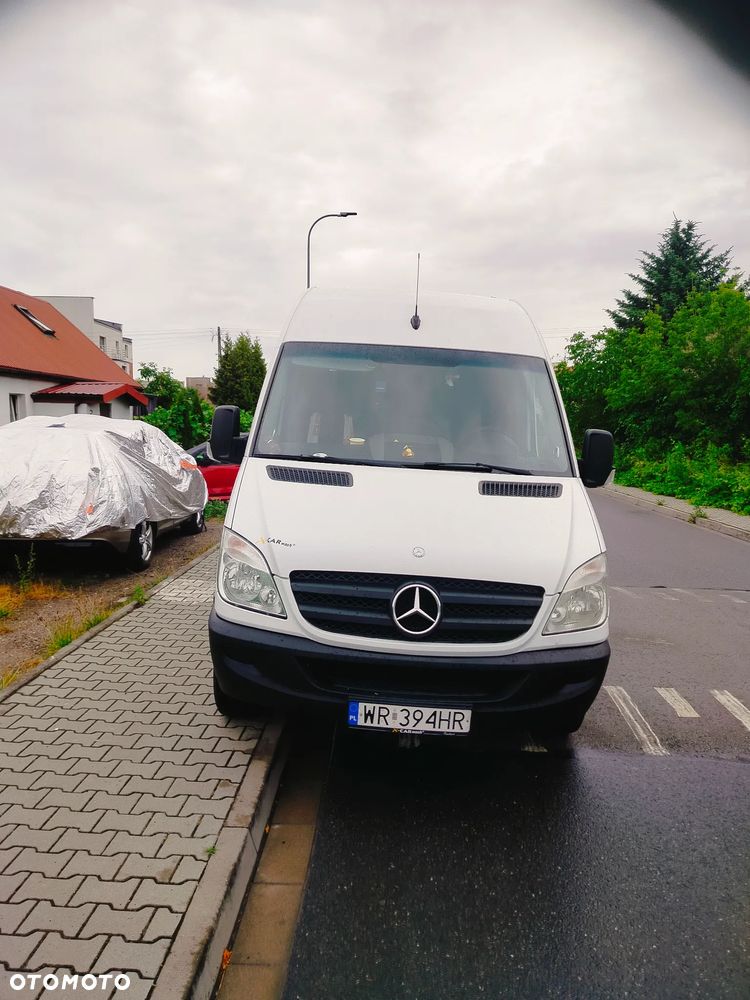 Mercedes-Benz Sprinter - 1