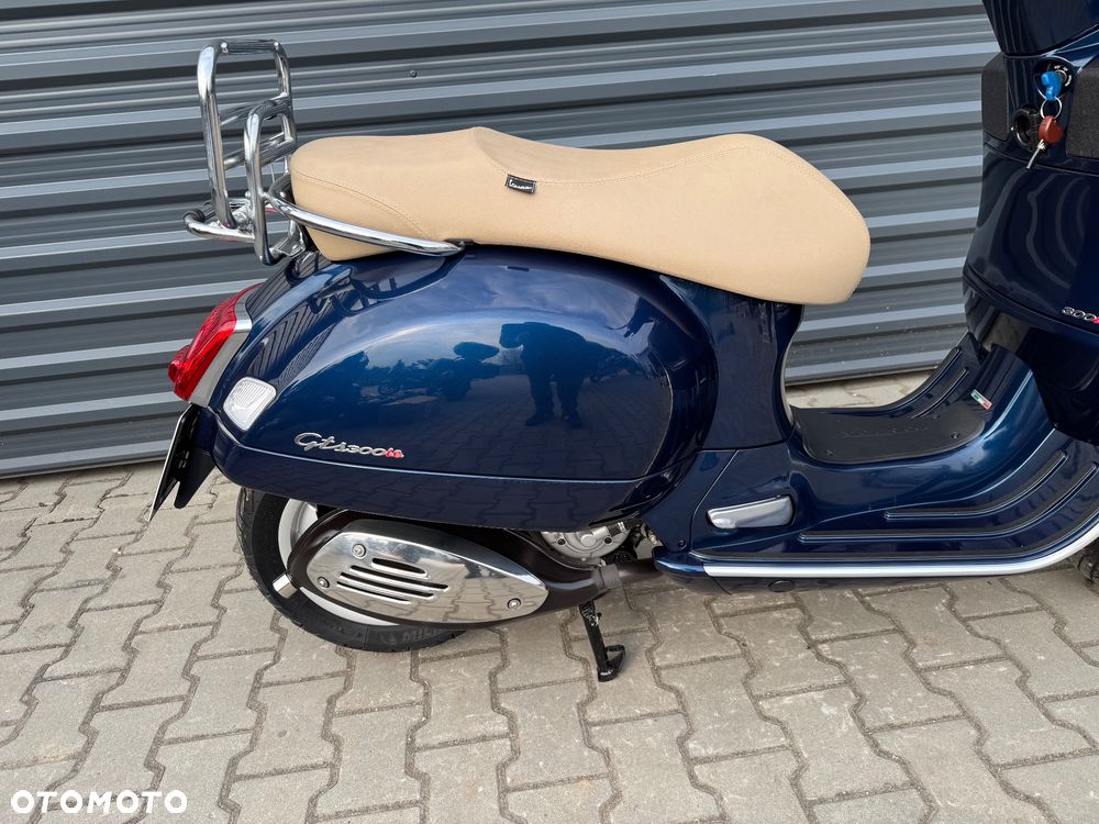 Piaggio Vespa - 11