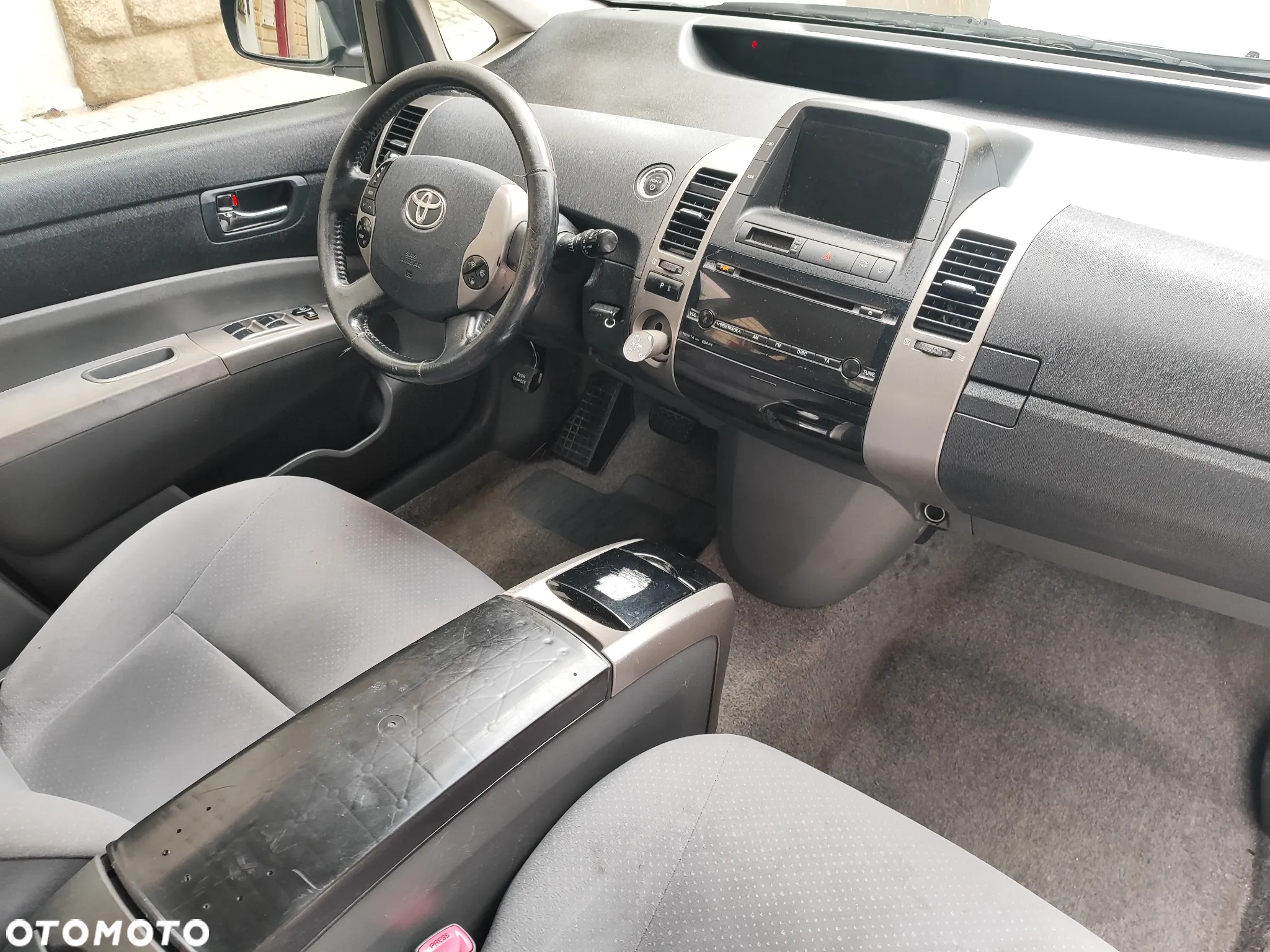 Toyota Prius 1.5 VVT-i Sol (nav) - 8