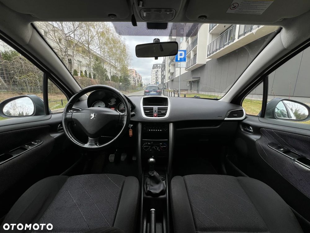 Peugeot 207 - 5