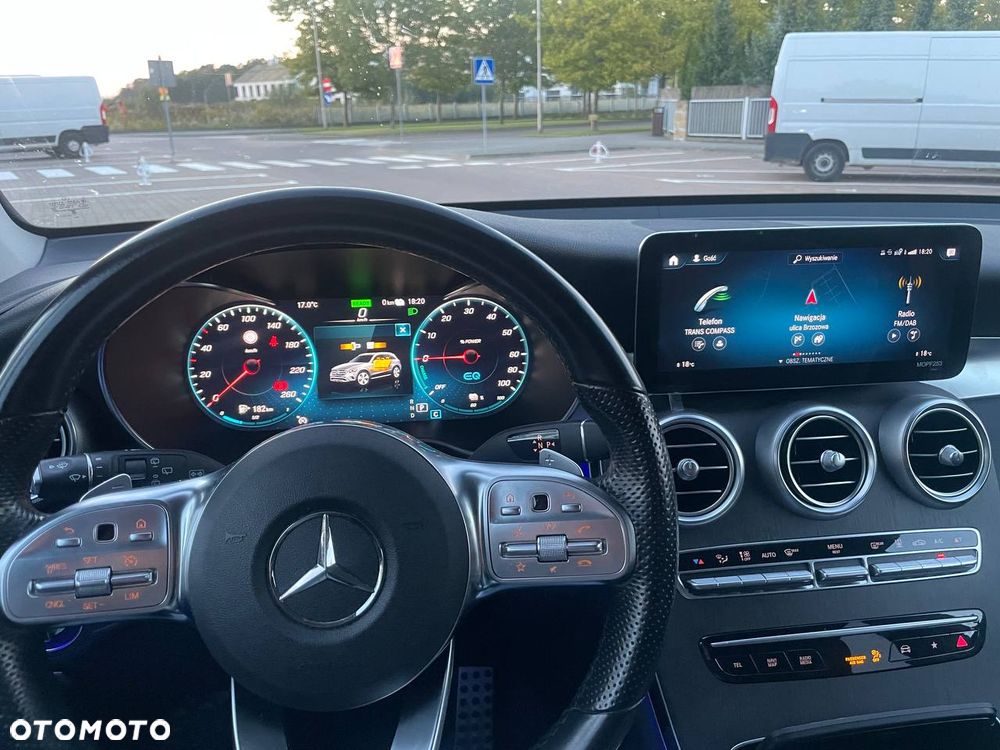 Mercedes-Benz GLC - 7