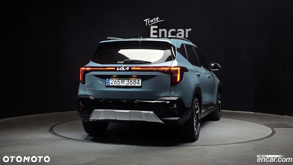 Kia Seltos - 4