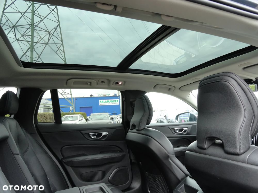 Volvo V60 D3 Drive-E Dynamic Edition (Momentum) - 12