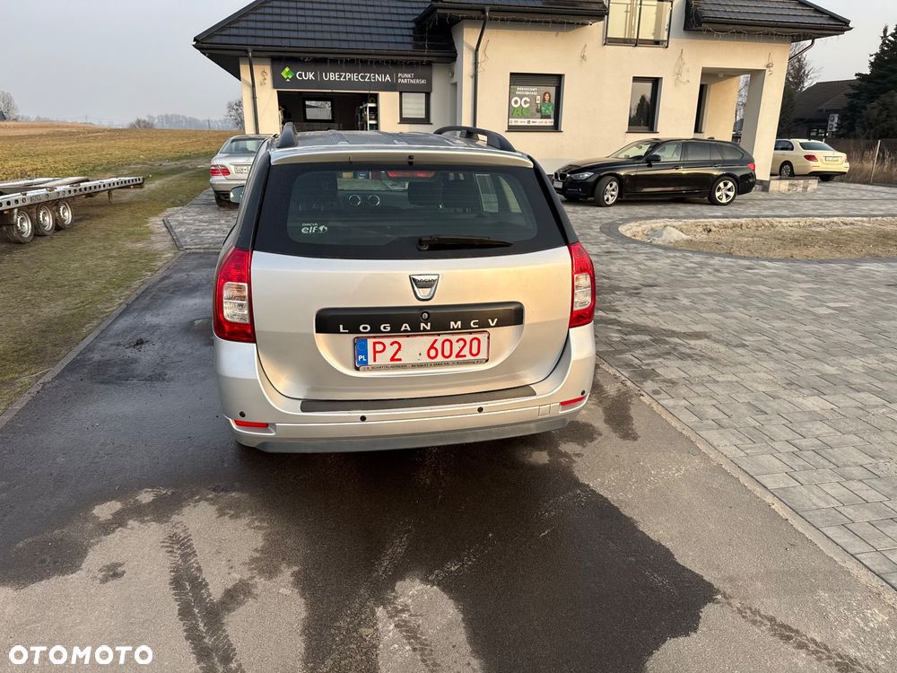 Dacia Logan 1.2 16V 75 Essentiel - 12