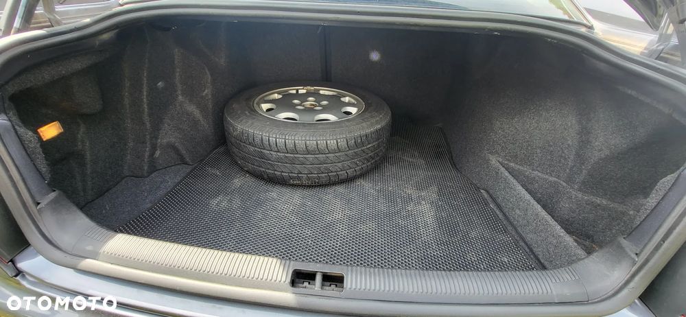 Audi A4 Limousine 1.8 - 26