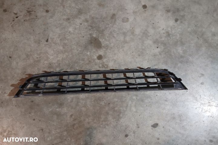 Grila bara fata centru 3C8853677 3C8853677 Volkswagen VW Passat CC 1 - 2