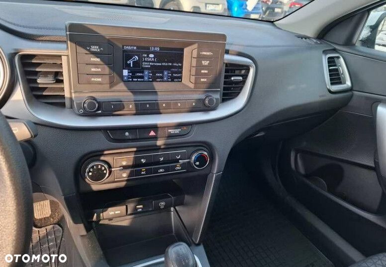 Kia Ceed - 9