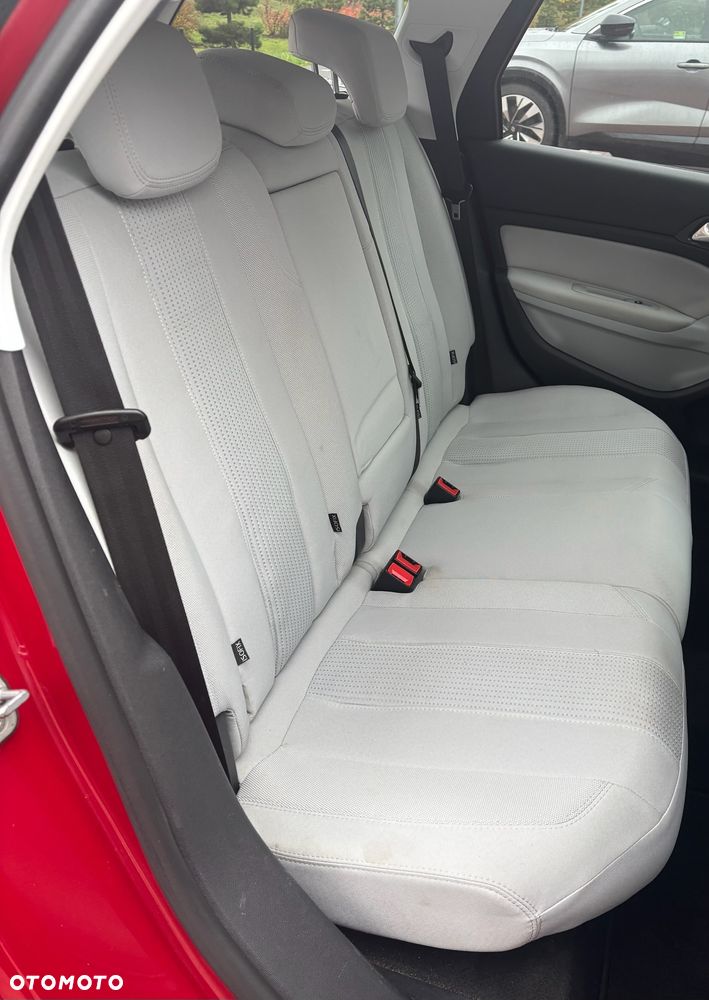 Peugeot 308 BlueHDi 150 EAT6 Stop & Start Allure - 26