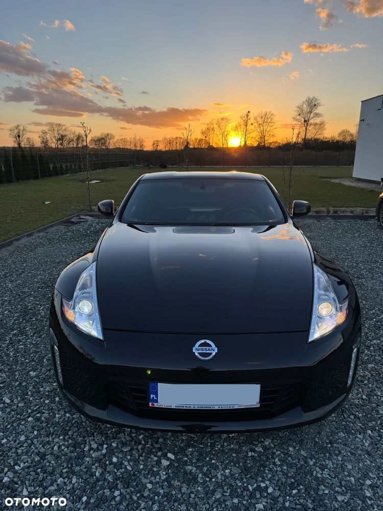 Nissan 370 Z - 8
