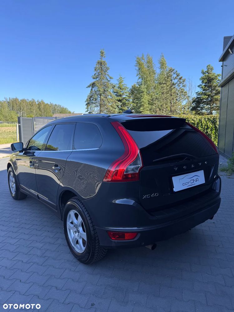 Volvo XC 60 T5 Summum - 21