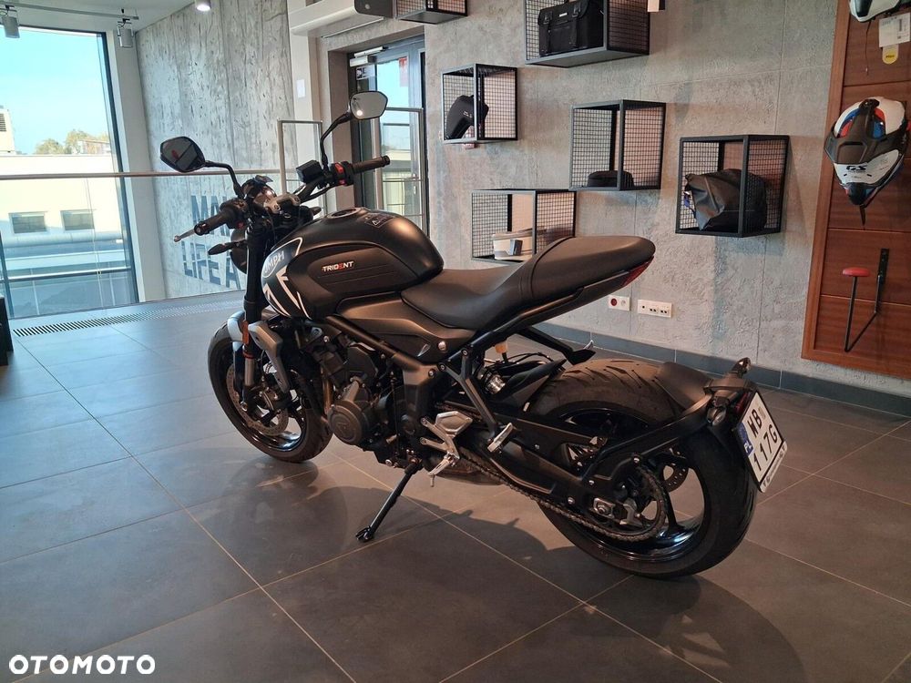 Triumph Trident - 6