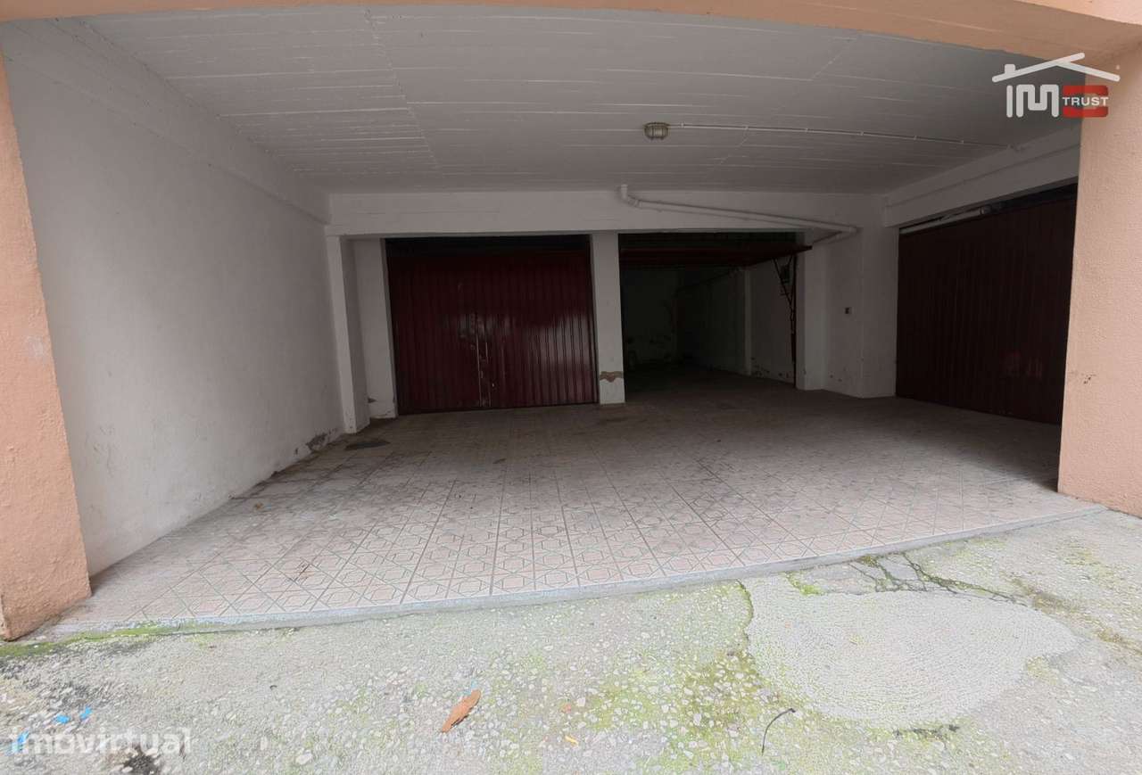 Garagem, Ourém - Grande imagem: 5/6