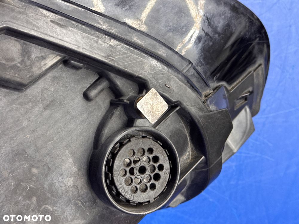 PRAWY BI XENON LED PORSCHE CAYENNE 7p5 Lift Eu - 7
