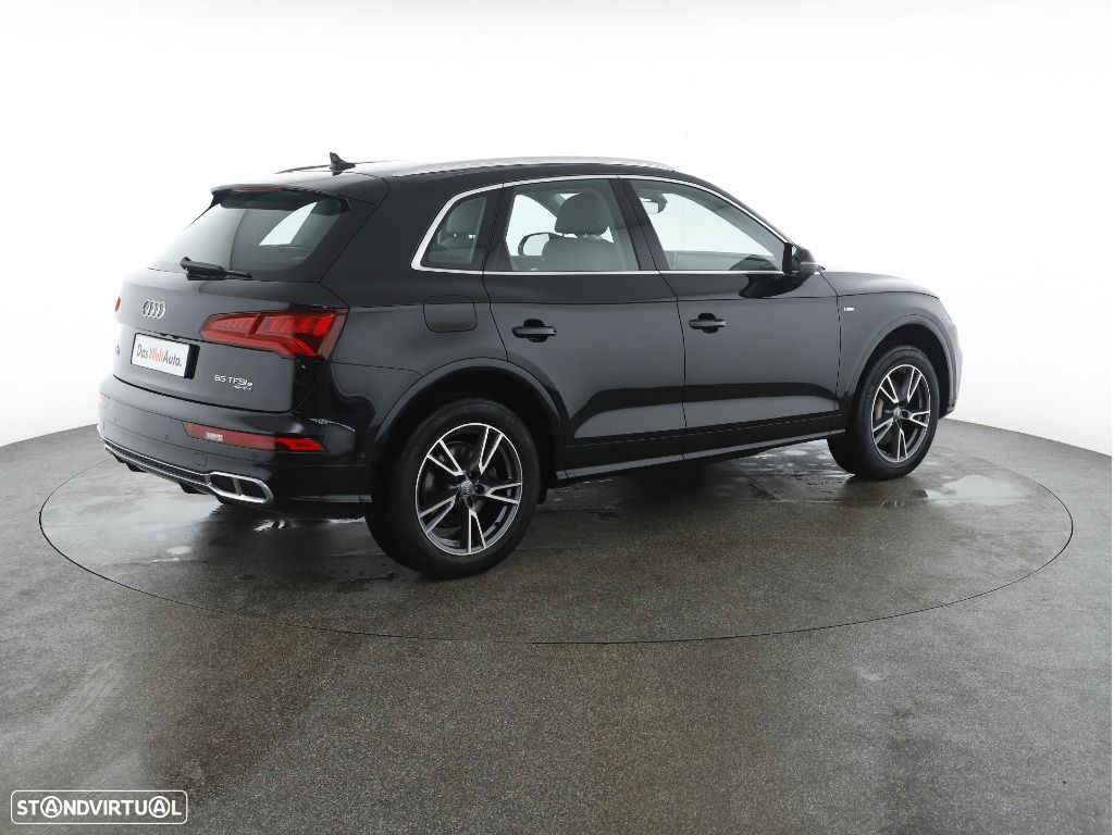 Audi Q5 55 TFSIe quattro Sport S tronic - 11