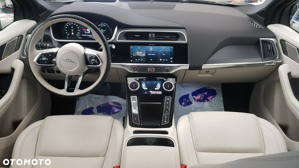 Jaguar I-Pace - 9