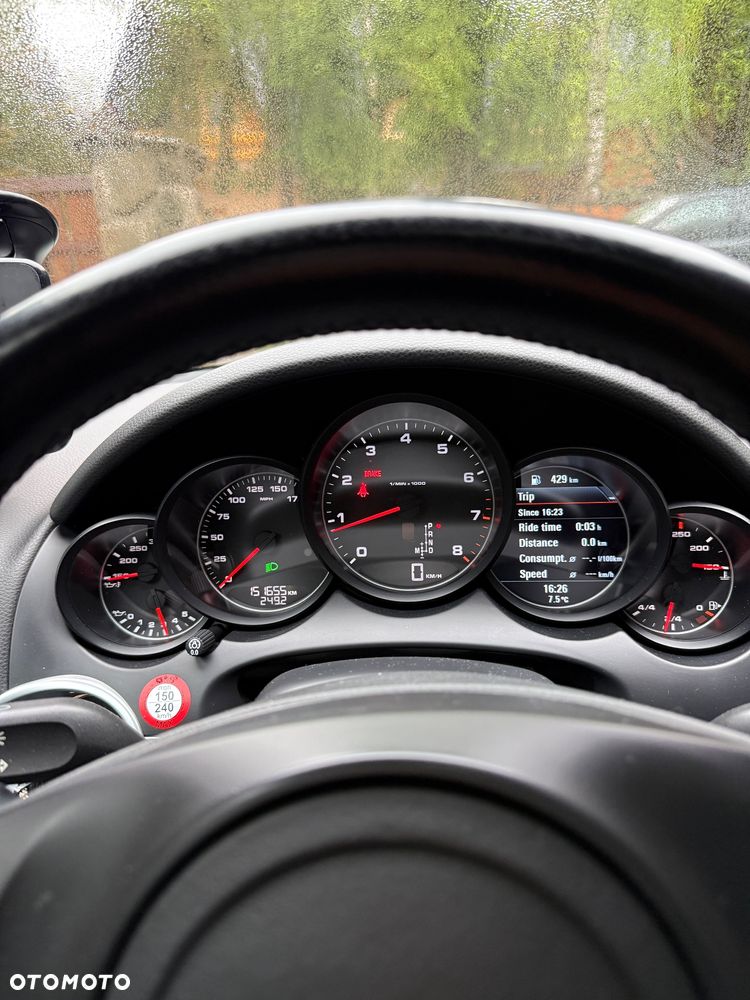 Porsche Cayenne - 14