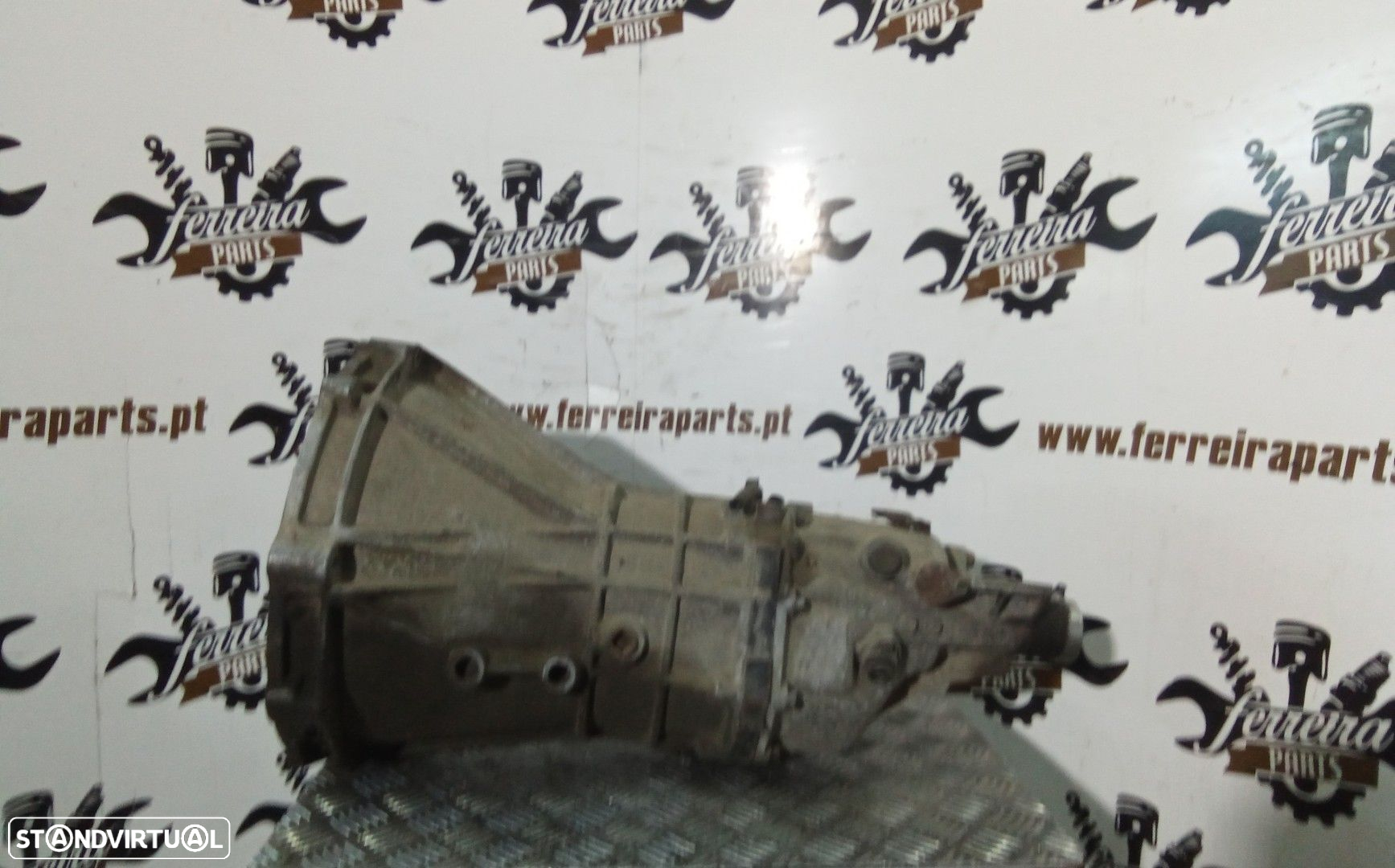 Caixa de velocidades Nissan Vanette Cargo 2.3D - 2