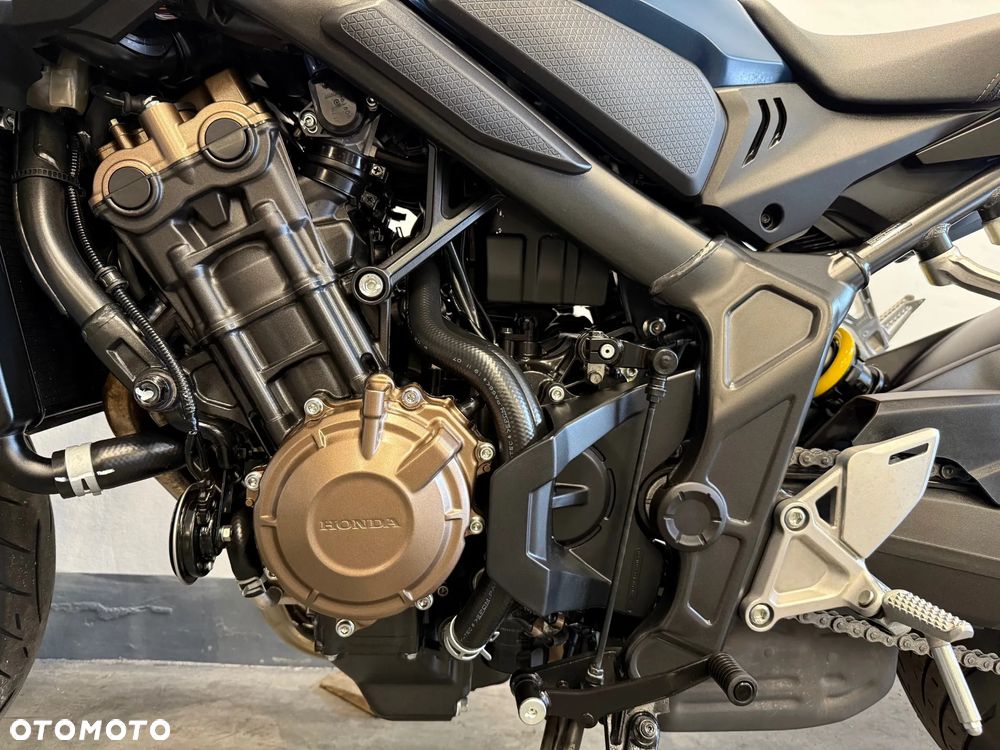 Honda CB - 17