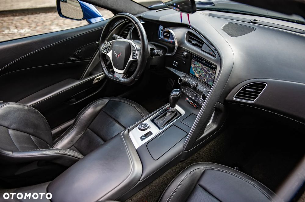 Chevrolet Corvette - 14