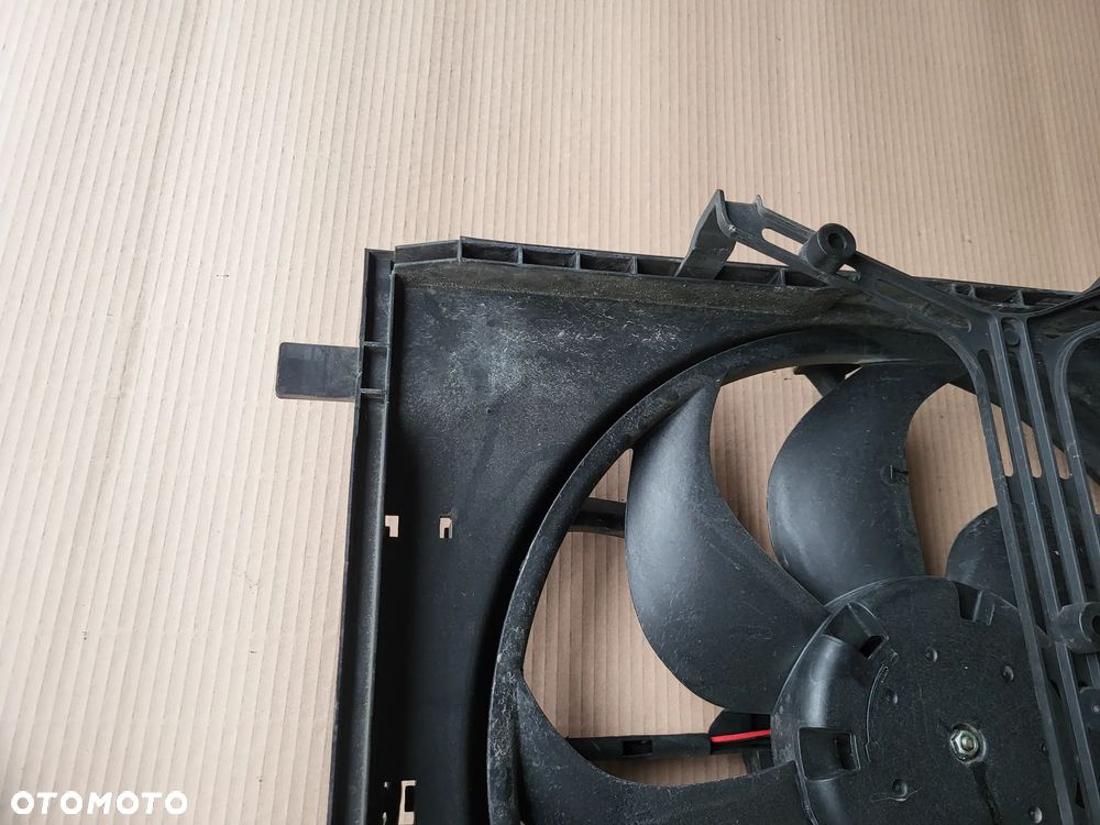 Wentylator chłodni Peugeot 308 T9 - 11