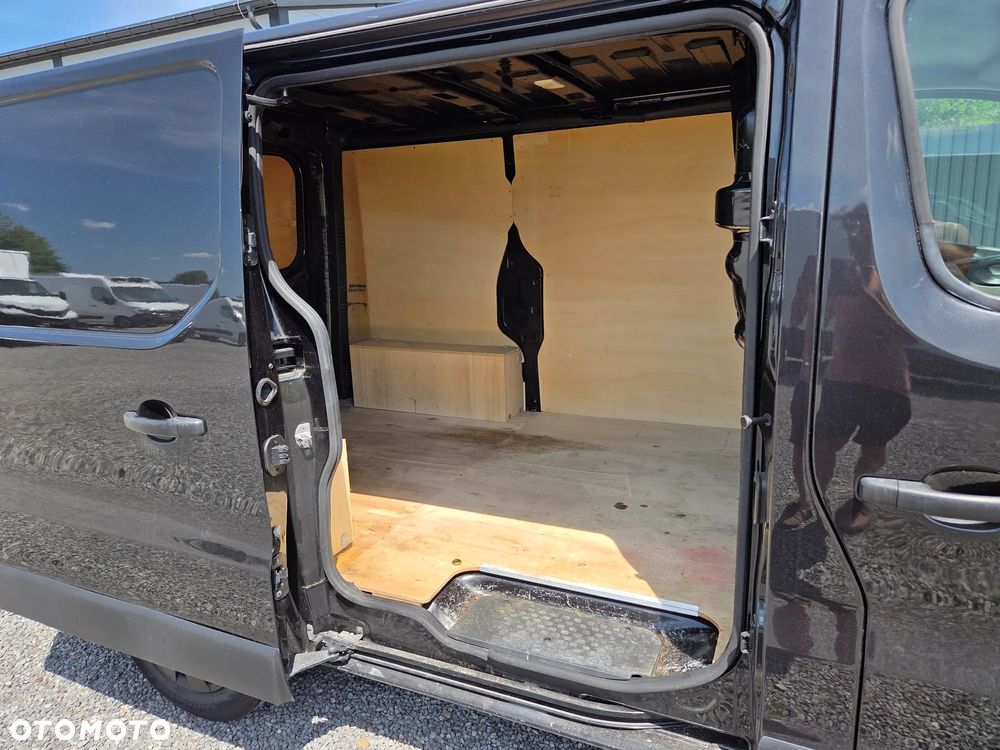 Renault Trafic 1.6 125KM / Furgon / L1H1 / Klima / HAK / Sprowadzony - 11