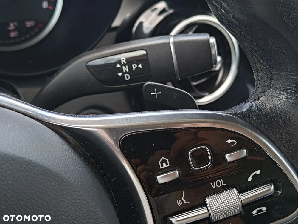 Mercedes-Benz GLC 220 d 4-Matic - 24