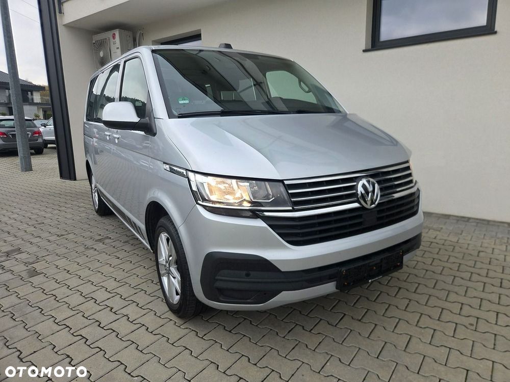 Volkswagen Multivan - 1