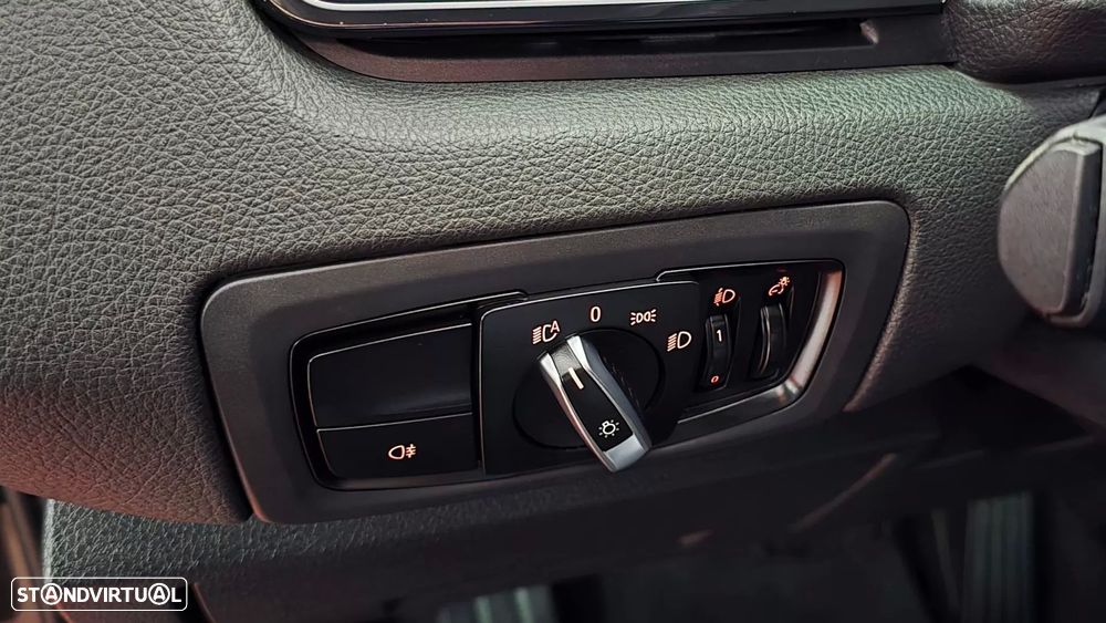 BMW 216 Active Tourer d Line Sport Auto - 23