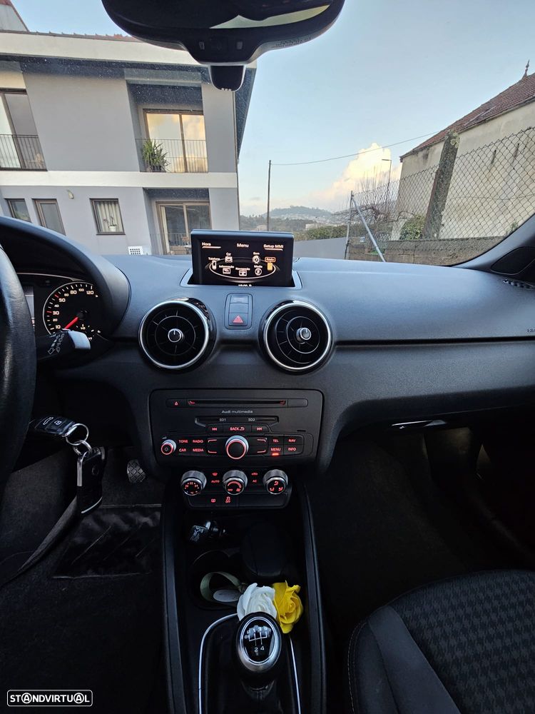 Audi A1 1.6 TDI Sport - 6