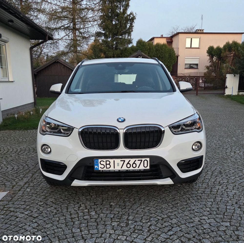 BMW X1 xDrive20d Sport Line - 6
