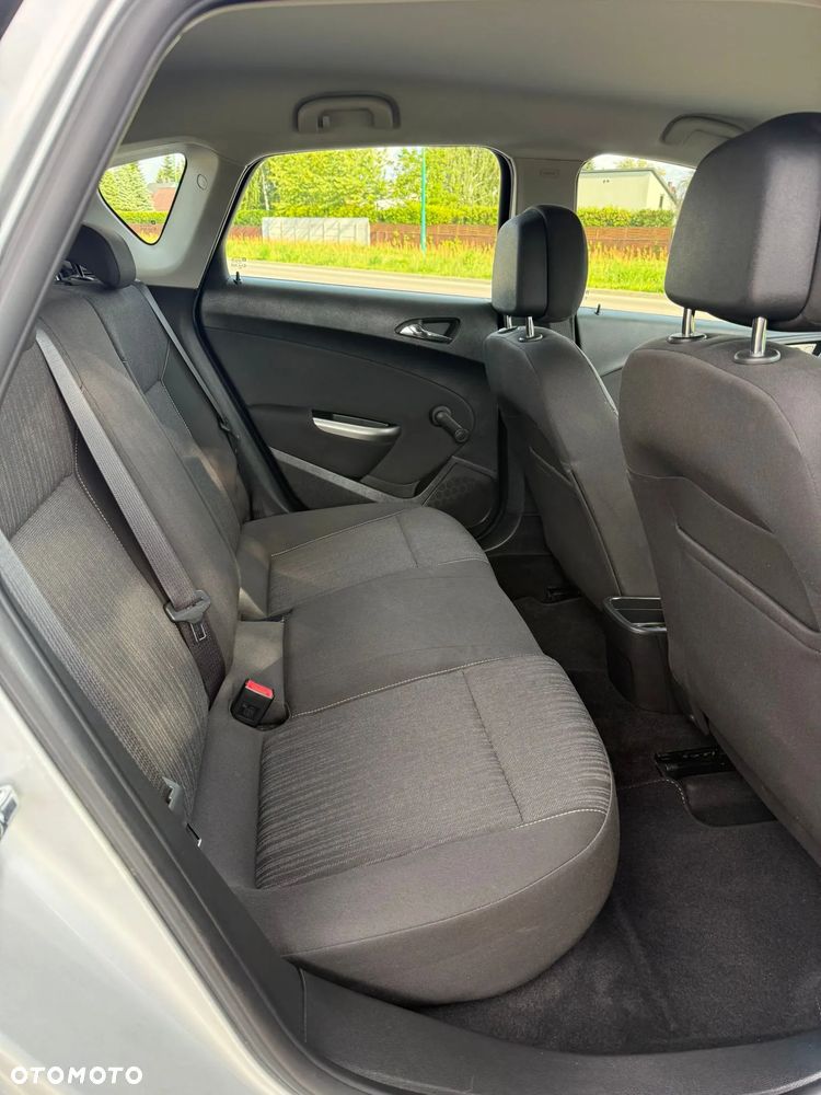 Opel Astra 1.4 Turbo - 14
