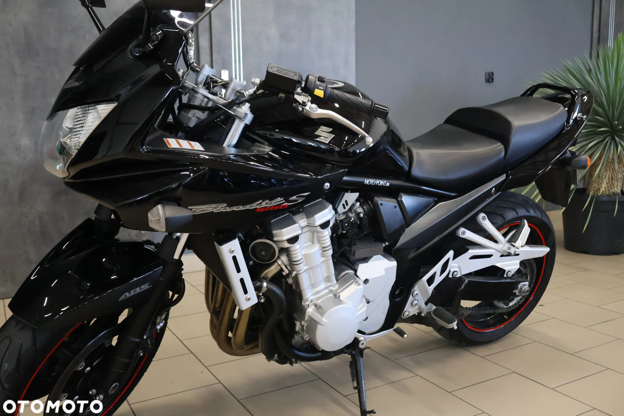 Suzuki Bandit - 24