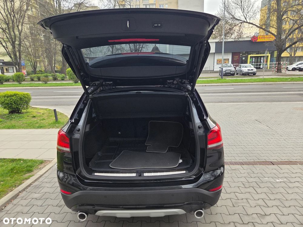 BMW X1 xDrive20i - 31