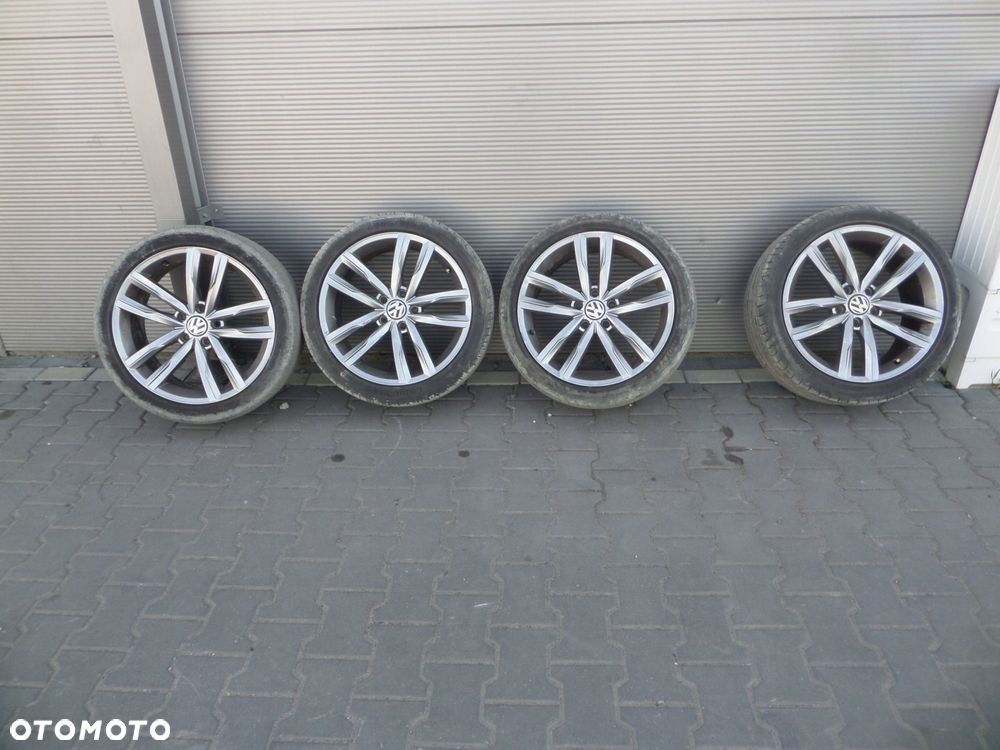 felgi aluminiowe volkswagen oe 3g0601025h 8.0" x 18" 5x112 et 44 4szt - 1