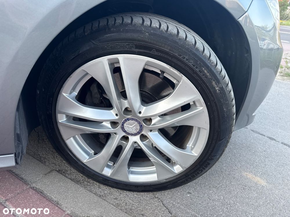 Mercedes-Benz Klasa E 350 4Matic 7G-TRONIC Avantgarde - 27