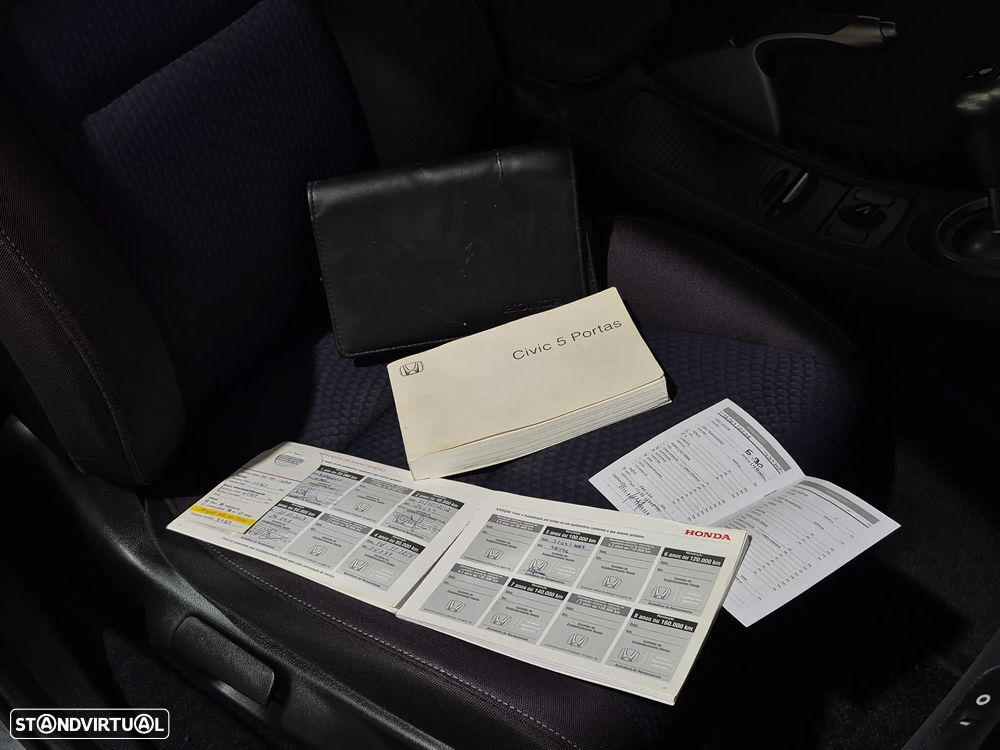 Honda Civic 1.8 Elegance - 30