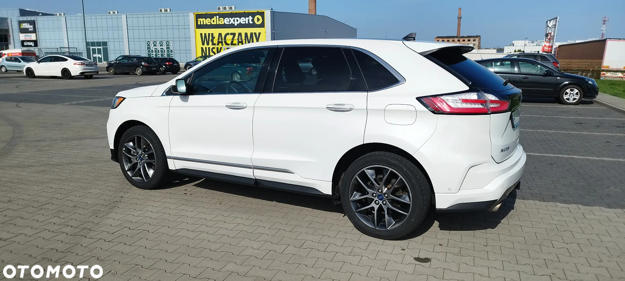 Ford Edge - 2