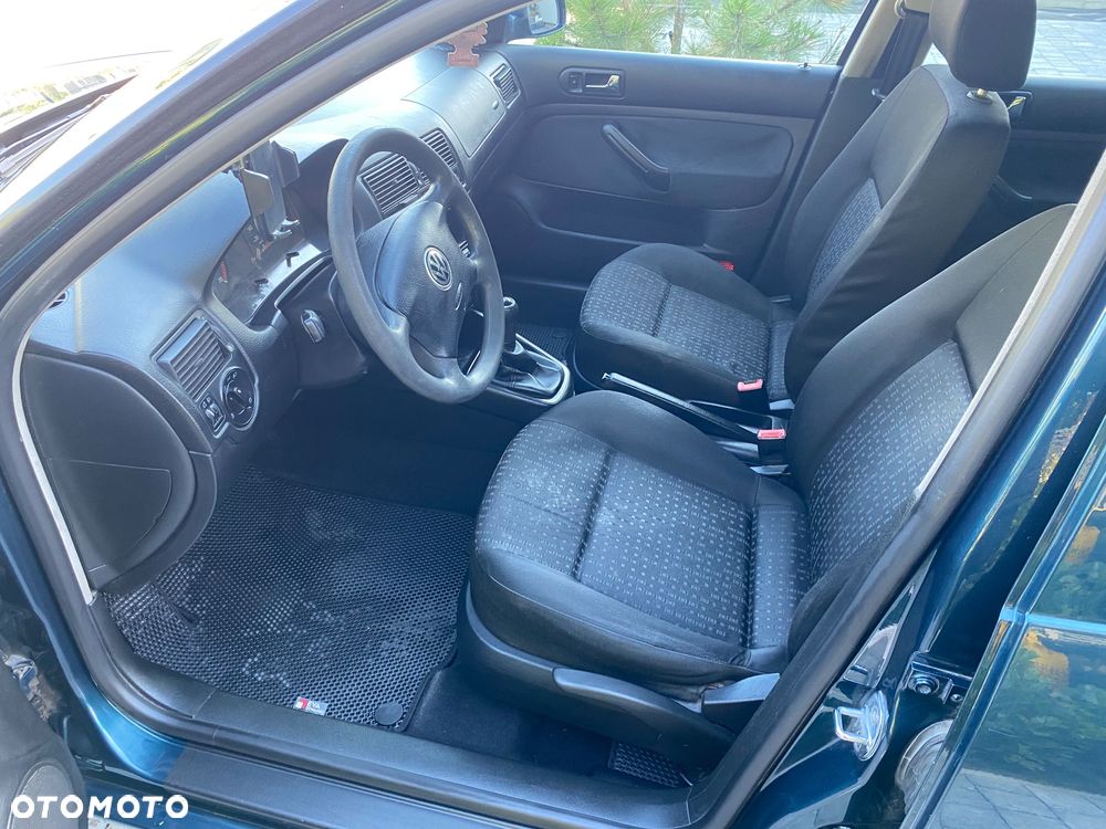 Volkswagen Golf IV 1.4 16V Basis - 10