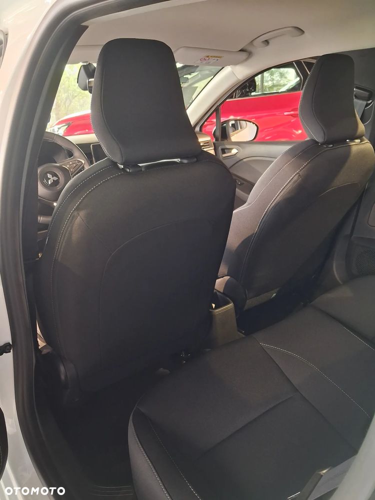 Mitsubishi Colt 1.0T Invite - 7