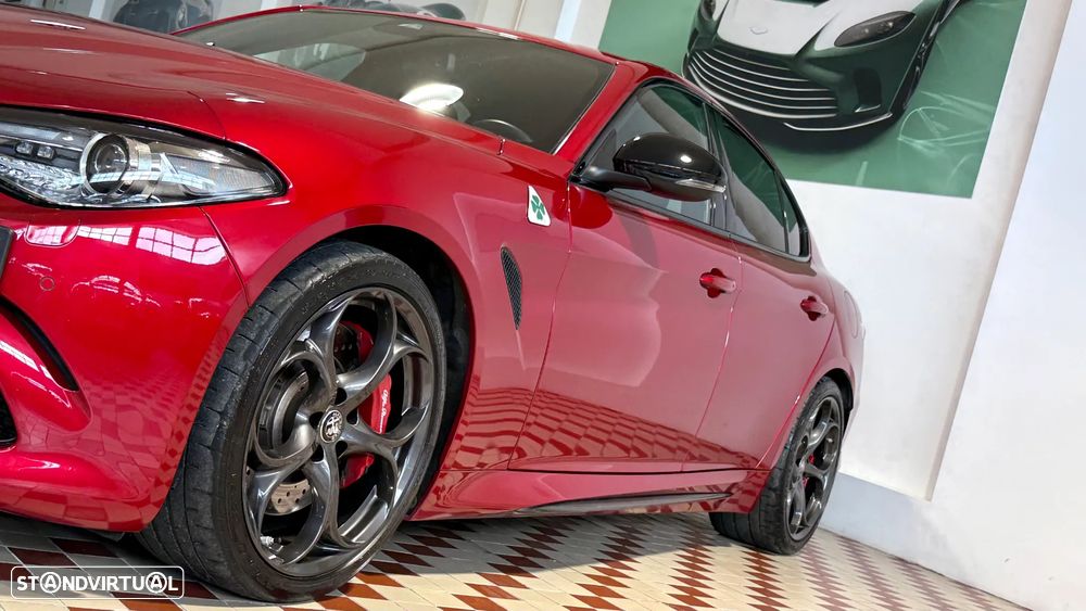Alfa Romeo Giulia 2.9 V6 Bi-Turbo AT8 Quadrifoglio - 6
