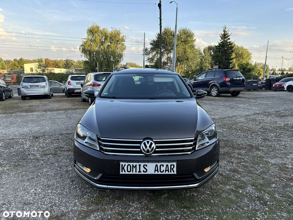 Volkswagen Passat - 36