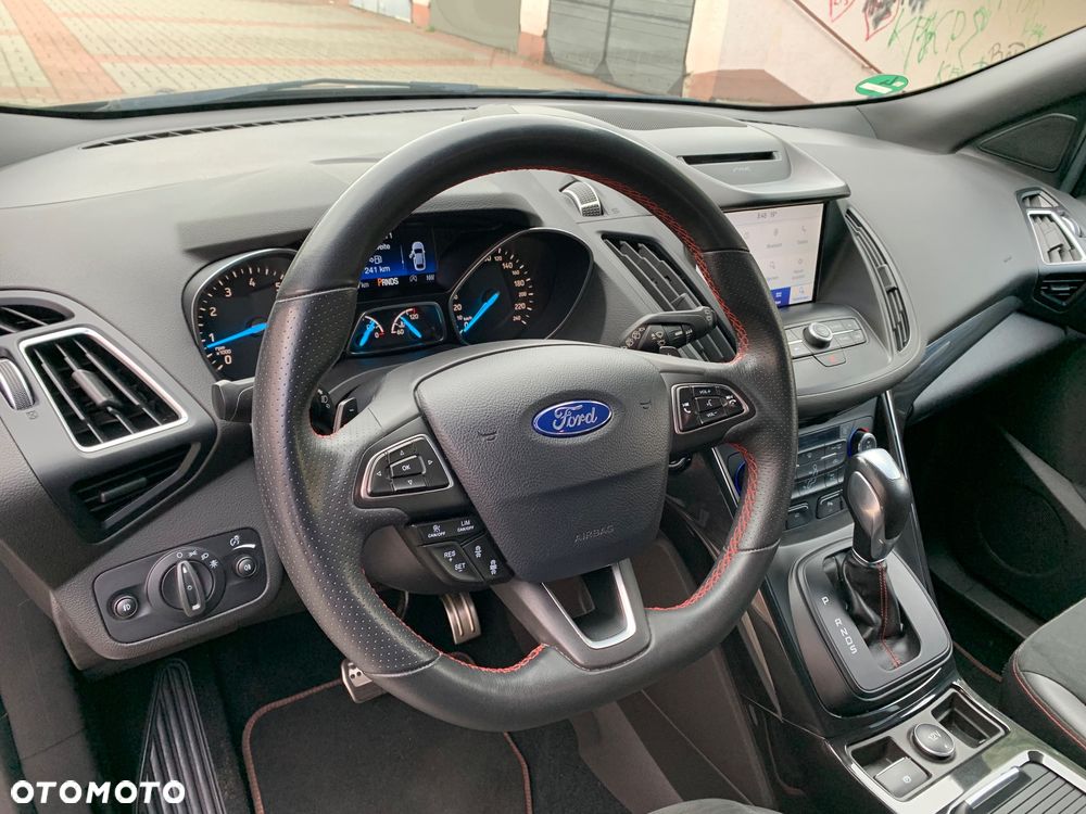 Ford Kuga - 20