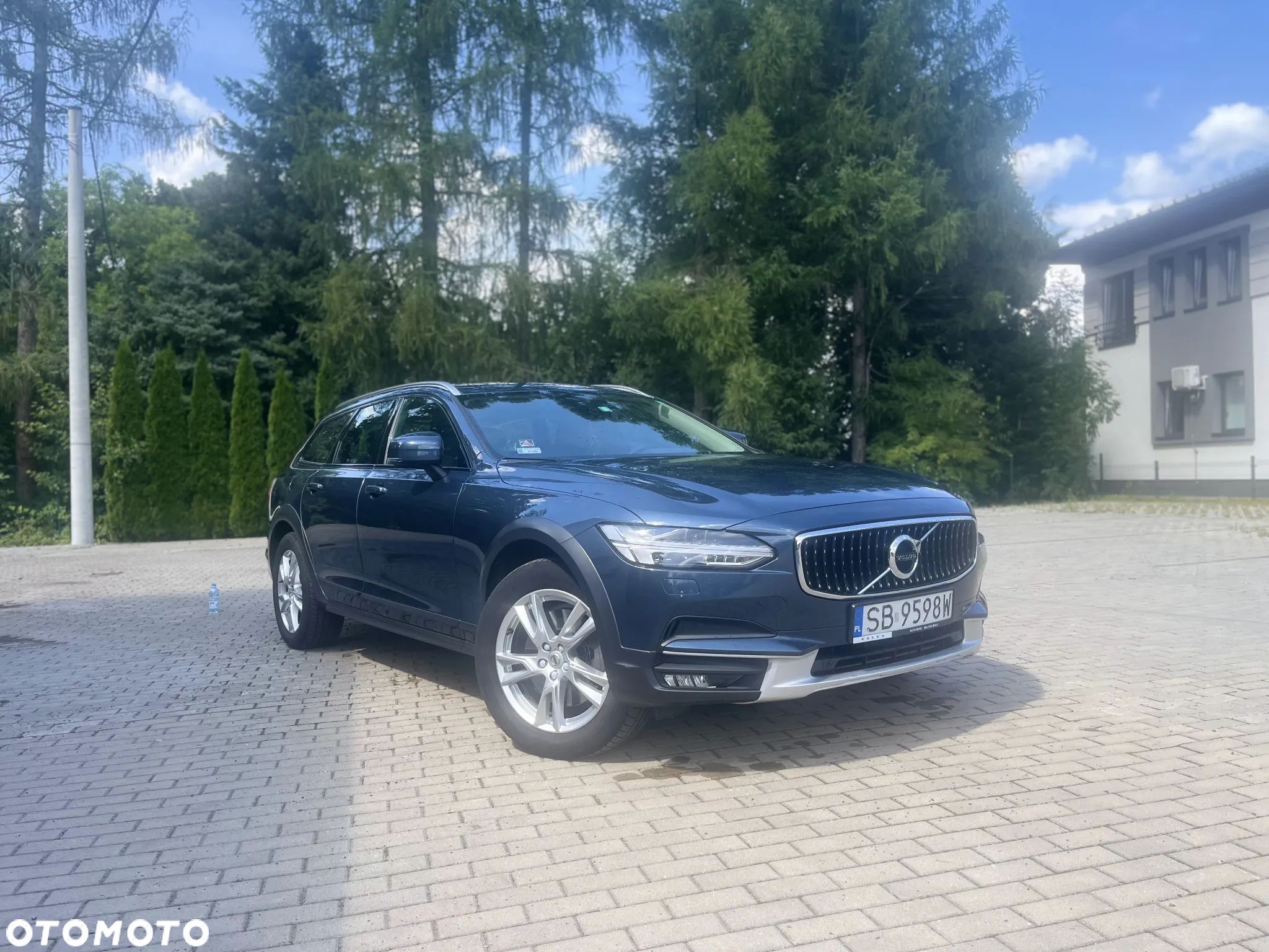 Volvo V90 Cross Country D4 AWD - 1