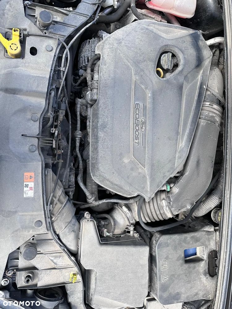 Ford Focus 1.6 EcoBoost Titanium - 11