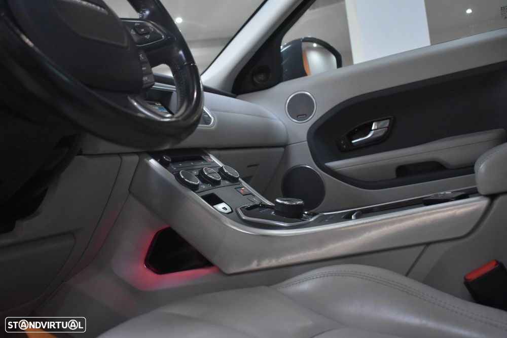 Land Rover Range Rover Evoque 2.2 TD4 Prestige Auto - 55